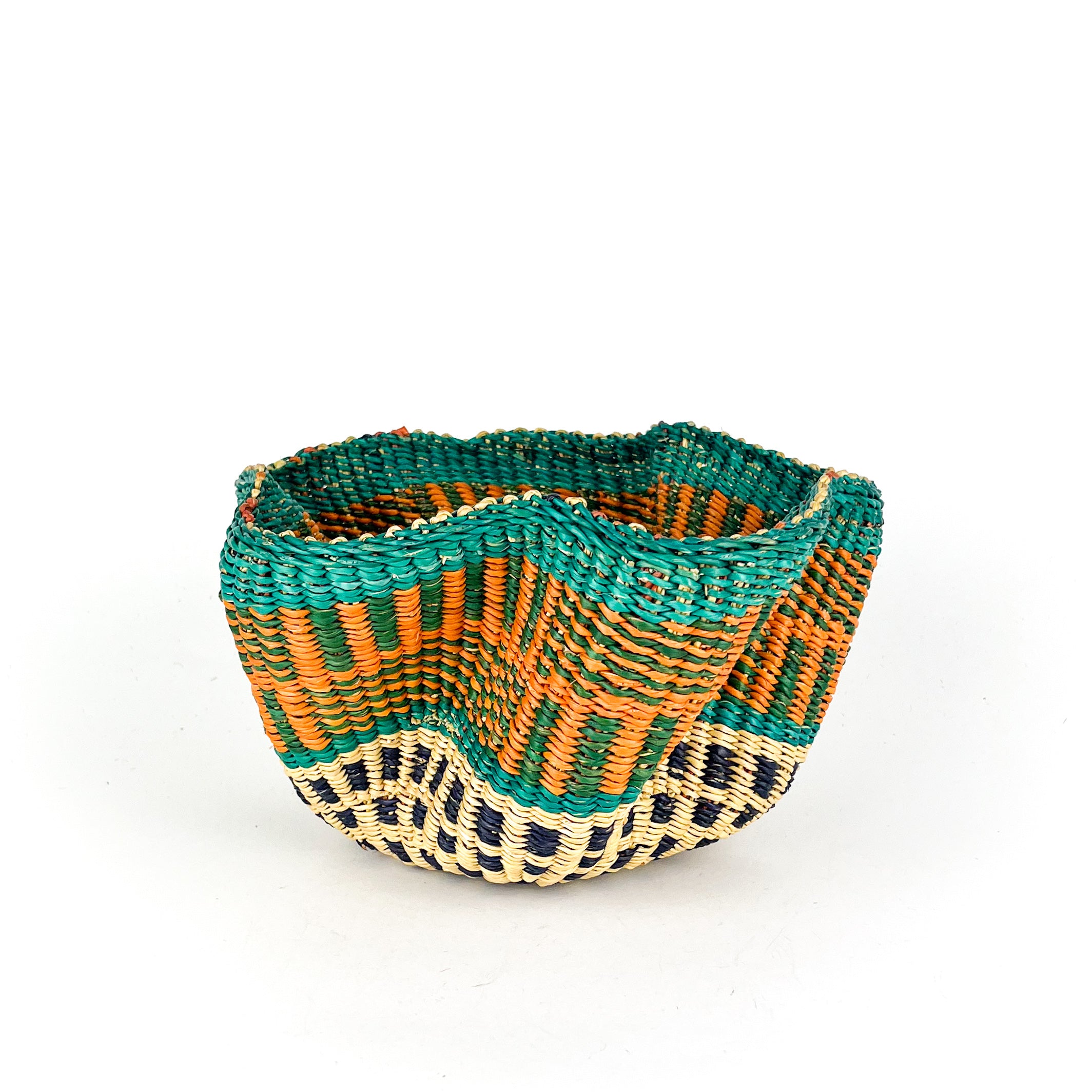 Small Wavy Table Bowl